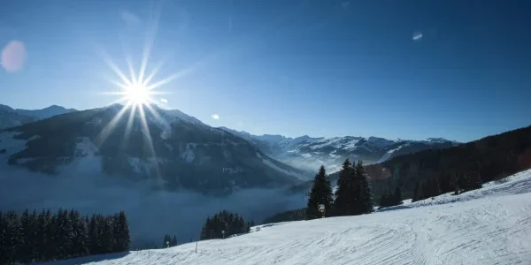 Wolkenmeer in den Alpen in Österreich